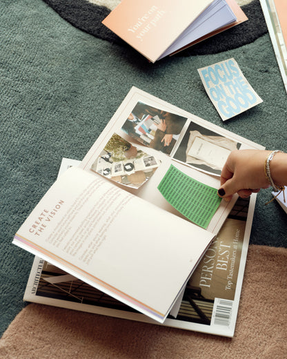 Live Your Vision: A Me-est Me Journal