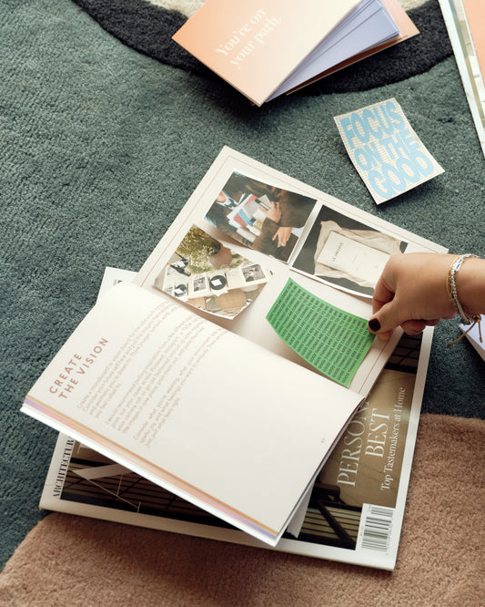 Live Your Vision: A Me-est Me Journal